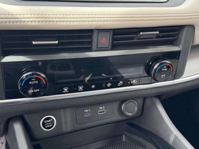 2023 Nissan Rogue SV FWD