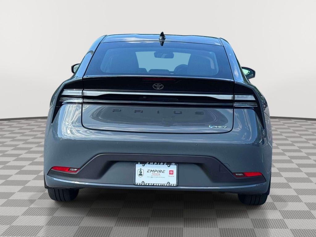 2026 Toyota Prius Plug-In Hybrid SE