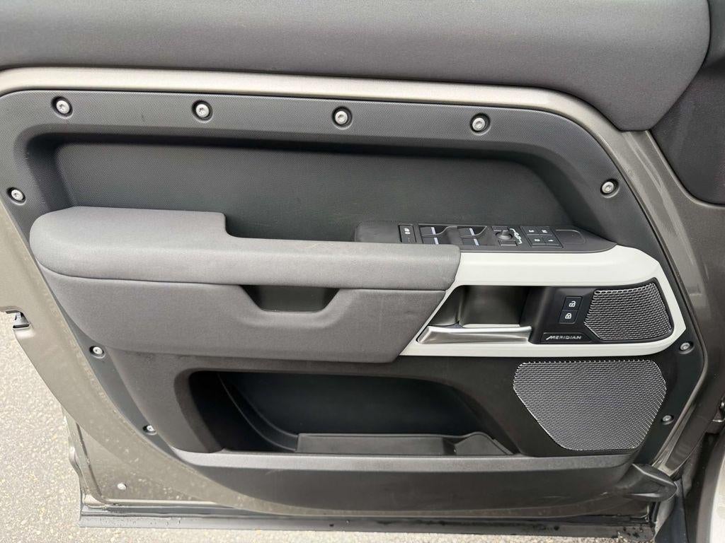 2023 Land Rover Defender 110 S