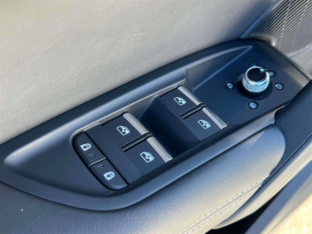 2023 Audi Q5 Premium Plus 45 TFSI S line quattro