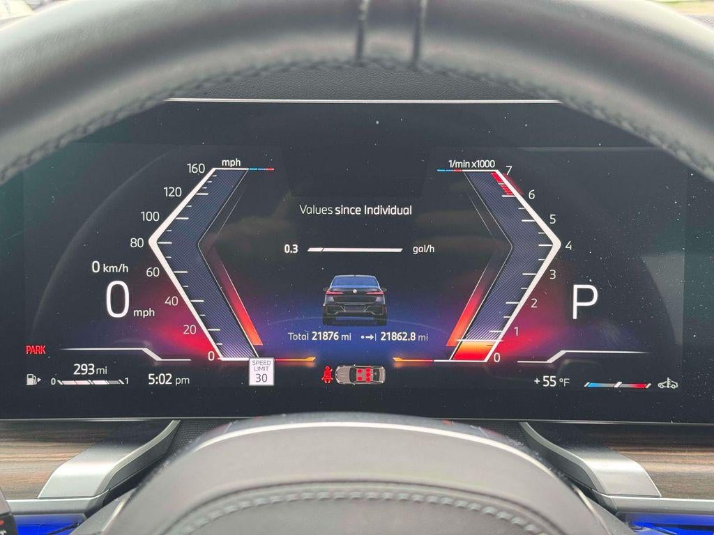 2023 BMW 7 Series 760i xDrive