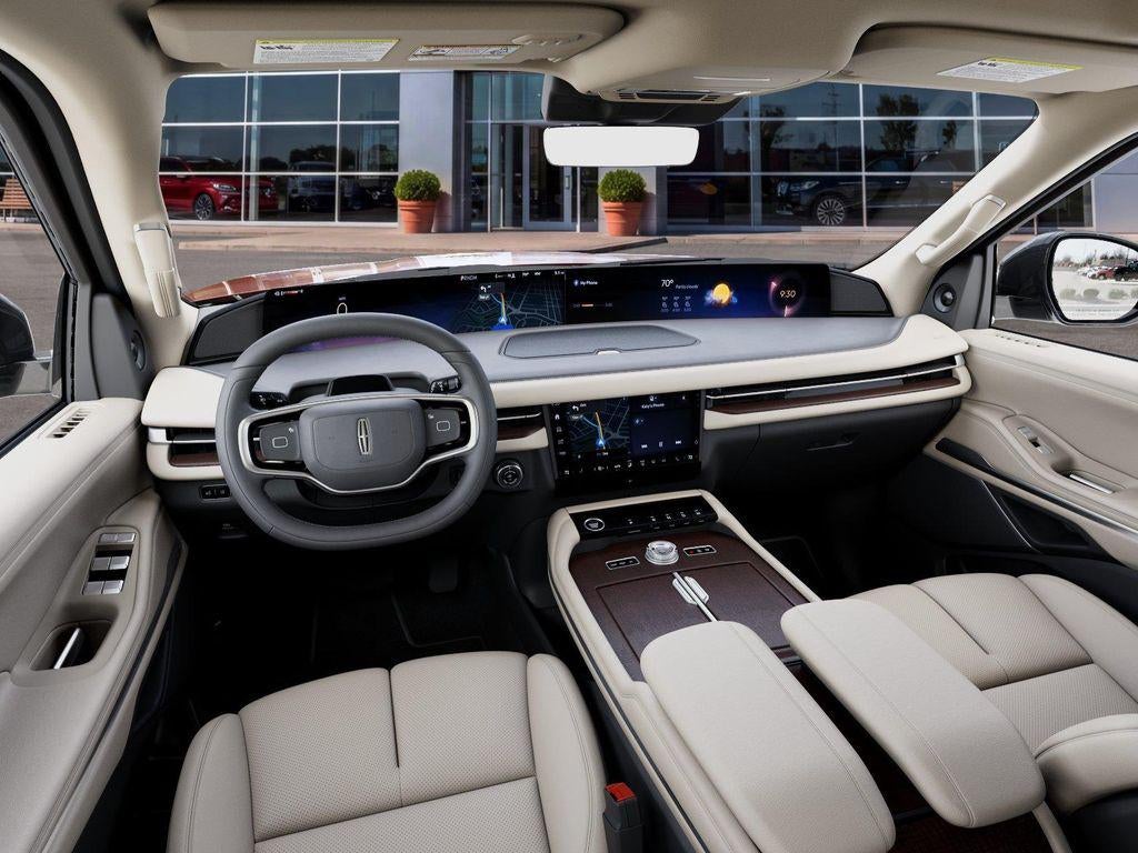 2027 Lincoln Navigator Reserve