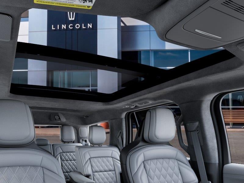2027 Lincoln Navigator Black Label
