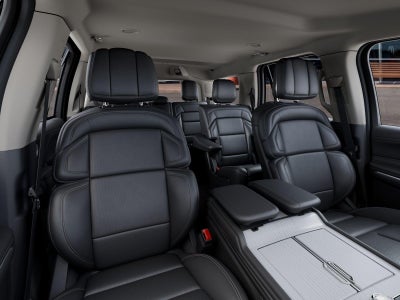 2027 Lincoln Navigator Premiere