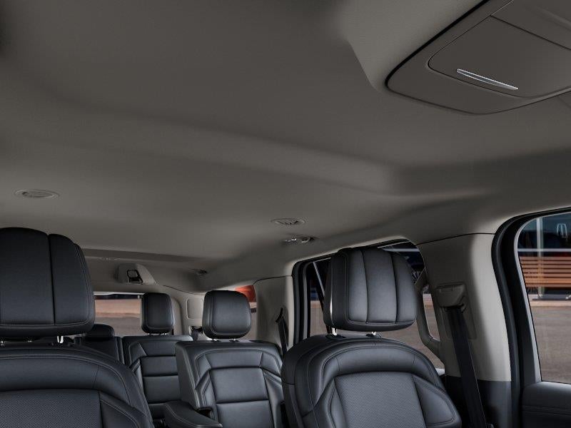 2027 Lincoln Navigator Premiere