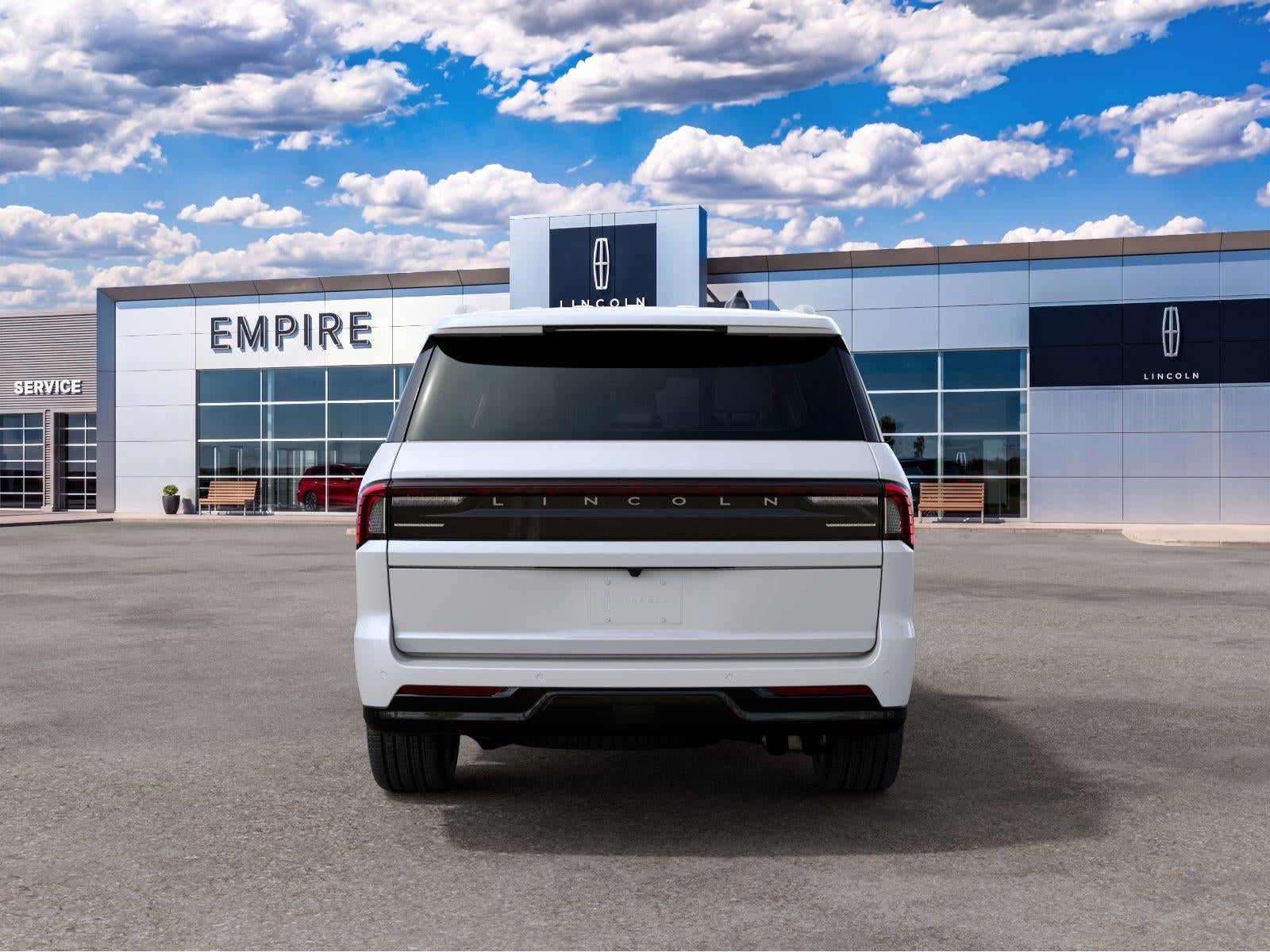 2027 Lincoln Navigator Premiere