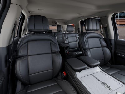 2027 Lincoln Navigator Premiere