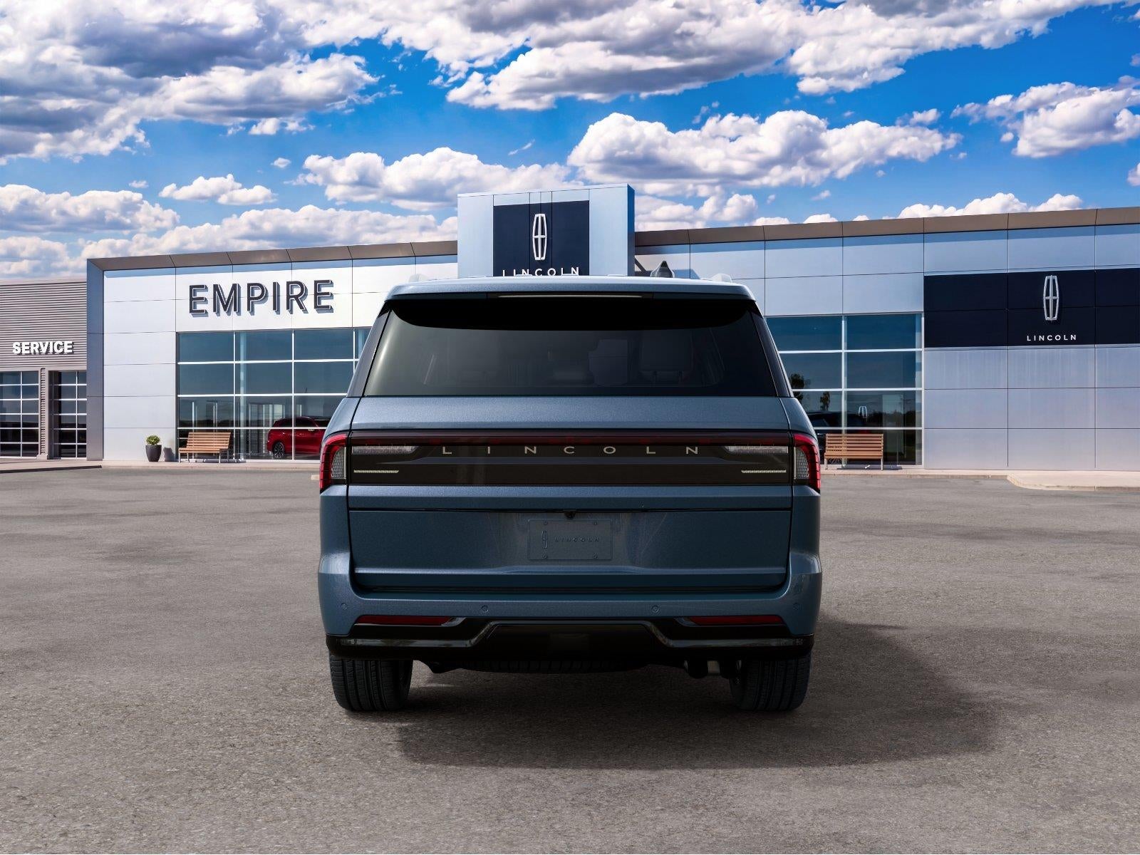 2027 Lincoln Navigator Premiere