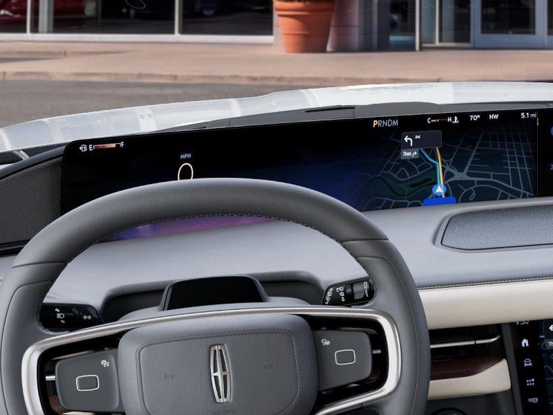 2027 Lincoln Navigator Premiere L