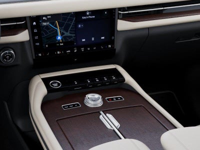 2027 Lincoln Navigator Premiere L
