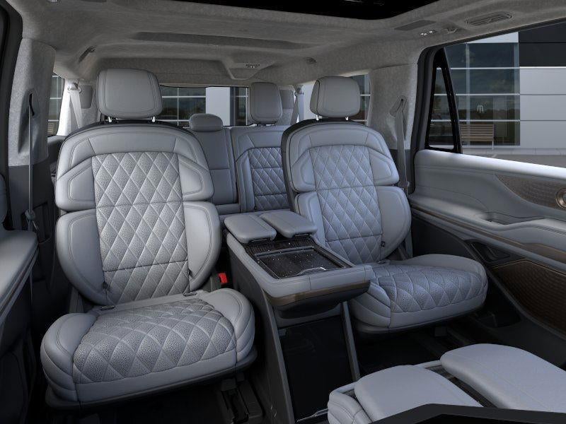 2025 Lincoln Navigator Black Label L