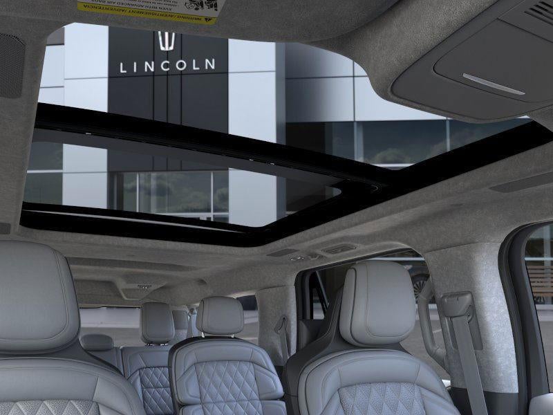 2025 Lincoln Navigator Black Label L
