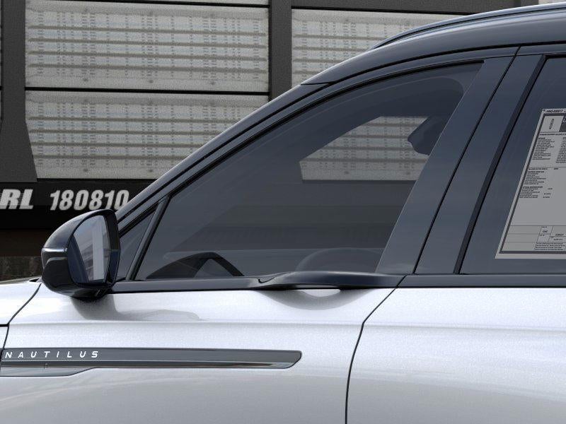 2025 Lincoln Nautilus Reserve