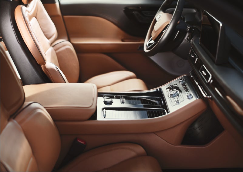 A 2023 Lincoln Aviator® Black Label model is shown in the Flight interior theme | Empire Lincoln of Huntington in Huntington NY