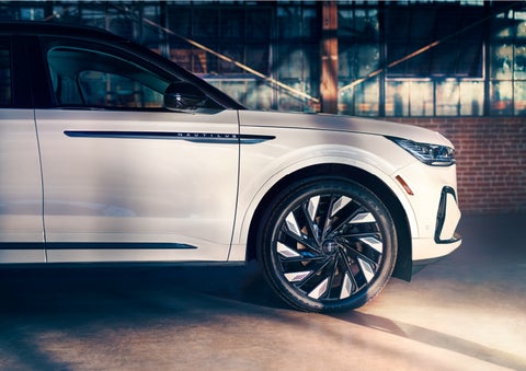 The wheels of the available Jet Appearance Package are highlighted. | Empire Lincoln of Huntington in Huntington NY