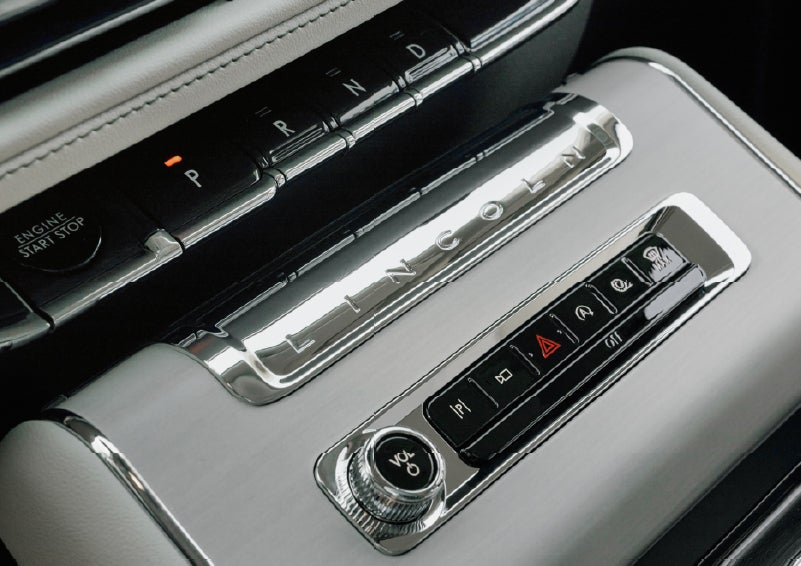 The piano key gear selector of a 2027 Lincoln Aviator® Back Label™ SUV. | Empire Lincoln of Huntington in Huntington NY